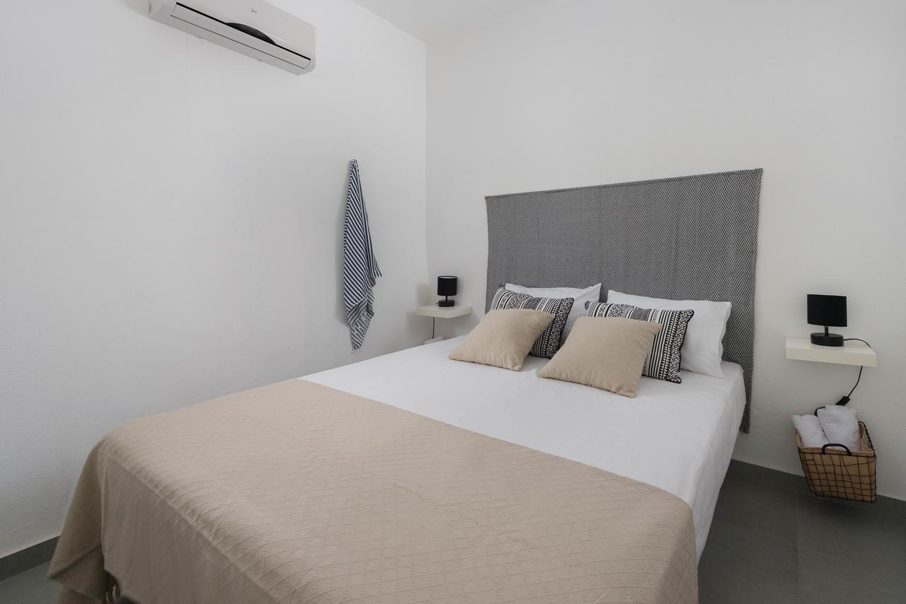 Vamare Beachfront House 根纳迪 外观 照片