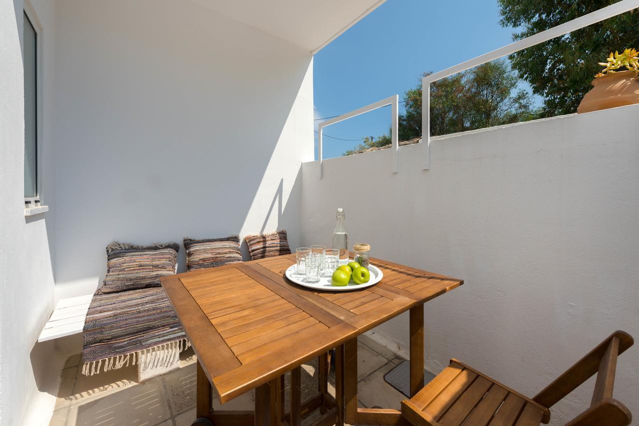 Vamare Beachfront House 根纳迪 外观 照片